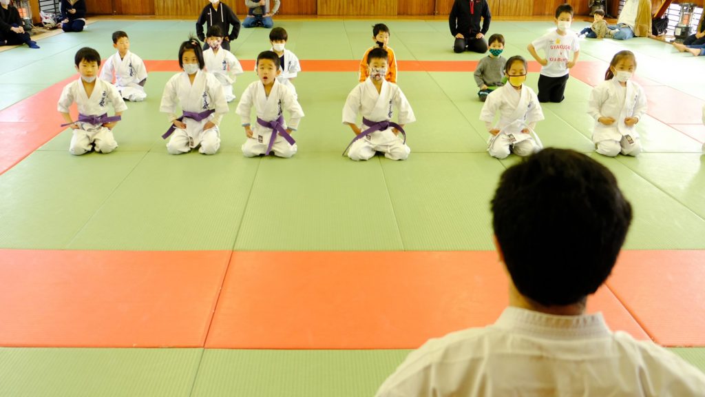 あいさつ-武道空手少年クラブ花小金井教室(禅道会東京)