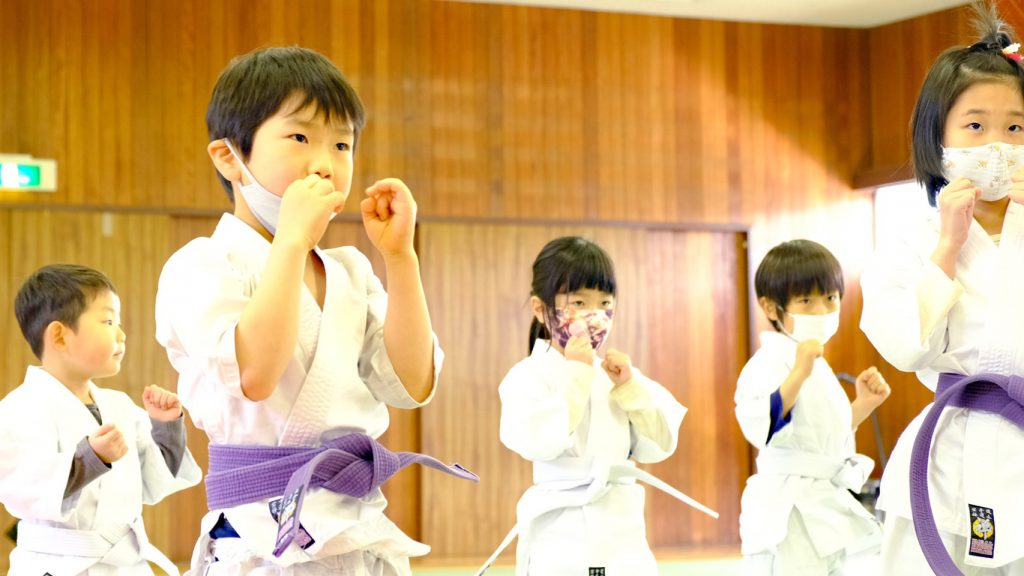 型稽古-武道空手少年クラブ花小金井教室(禅道会東京)